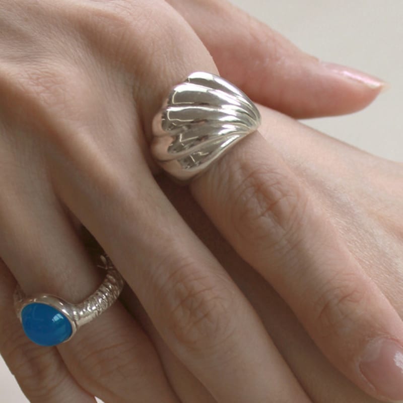 BOLDIERE Bold Shell Ring_ R28