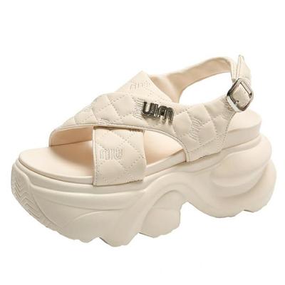 Sandales à plateforme décoratives en métal de 8 cm pour femmes, chaussures de gladiateur à lanières croisées épaisses, pantoufles de plage d'été pour femmes, sandales à fond épais
