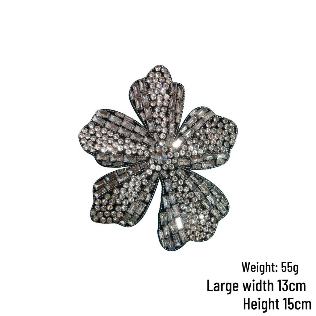 Aplique de Flor de Lantejoulas Autoadesivo para Vestido de Noite e Acessórios de Roupa