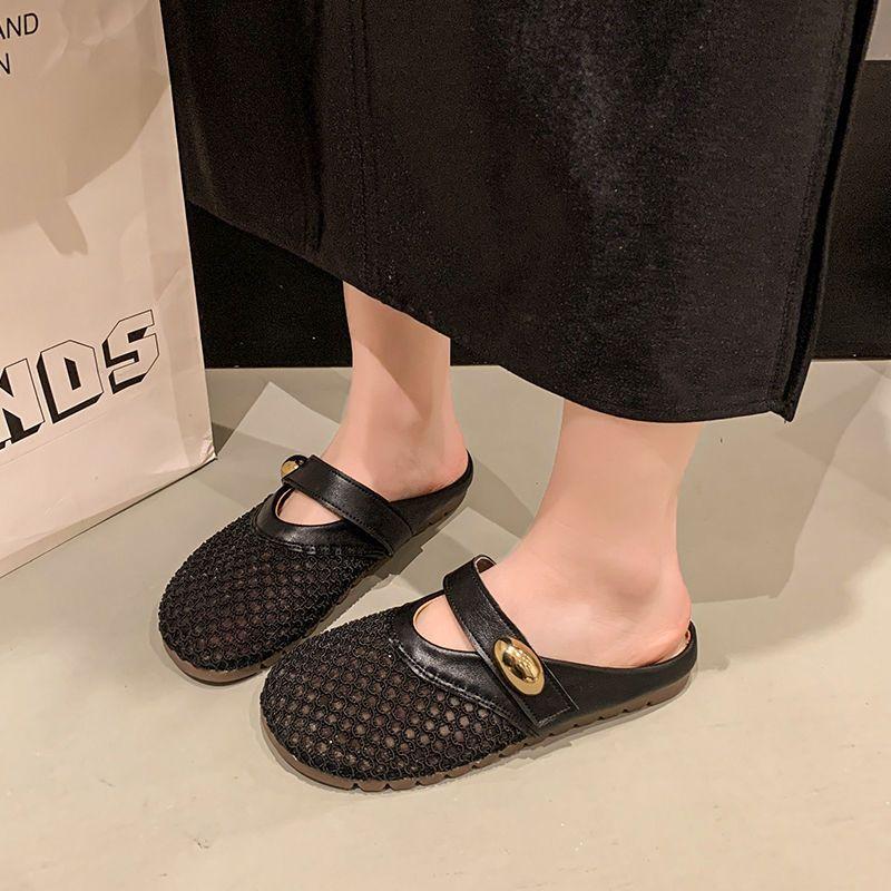 Retro flat-bottomed non-slip women's cool slippers 2025 new summer wear with skirt bag head hollow slippers women's models
