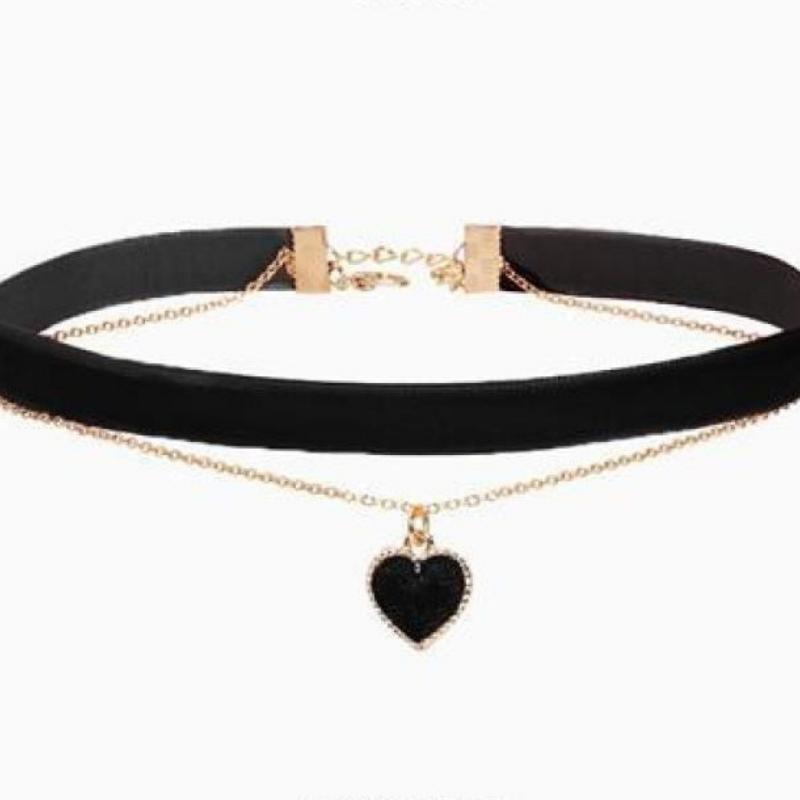 Christmas New Year Red Pendant Girl Vintage Velvet Choker Necklace Personality Sweet Love Collarbone Chain Necklace