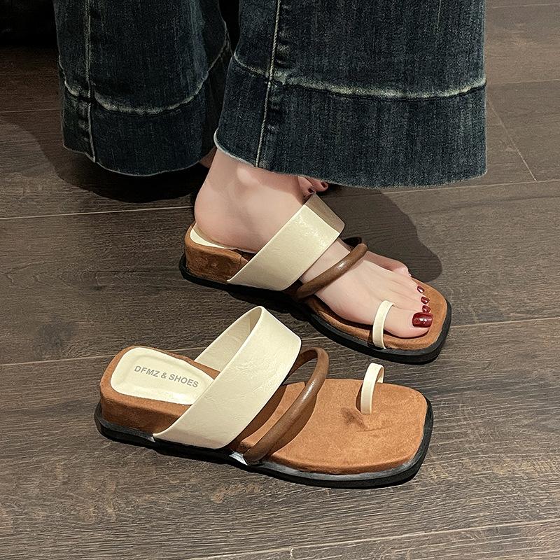 French simple temperament slope heel thick sole cover toe cool slippers women's summer wear 2025 new with skirt Roman sandals