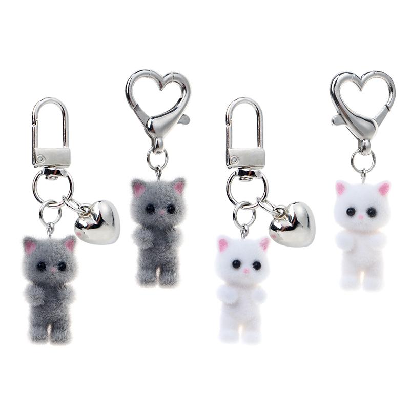 Niedlicher Schlüsselanhänger mit beflockter Katze, dreidimensionaler Liebesanhänger für Telefon, Kopfhörerhülle, Charm, Tasche, Dekor, Autoschlüsselring, Schmuck, Geschenk
