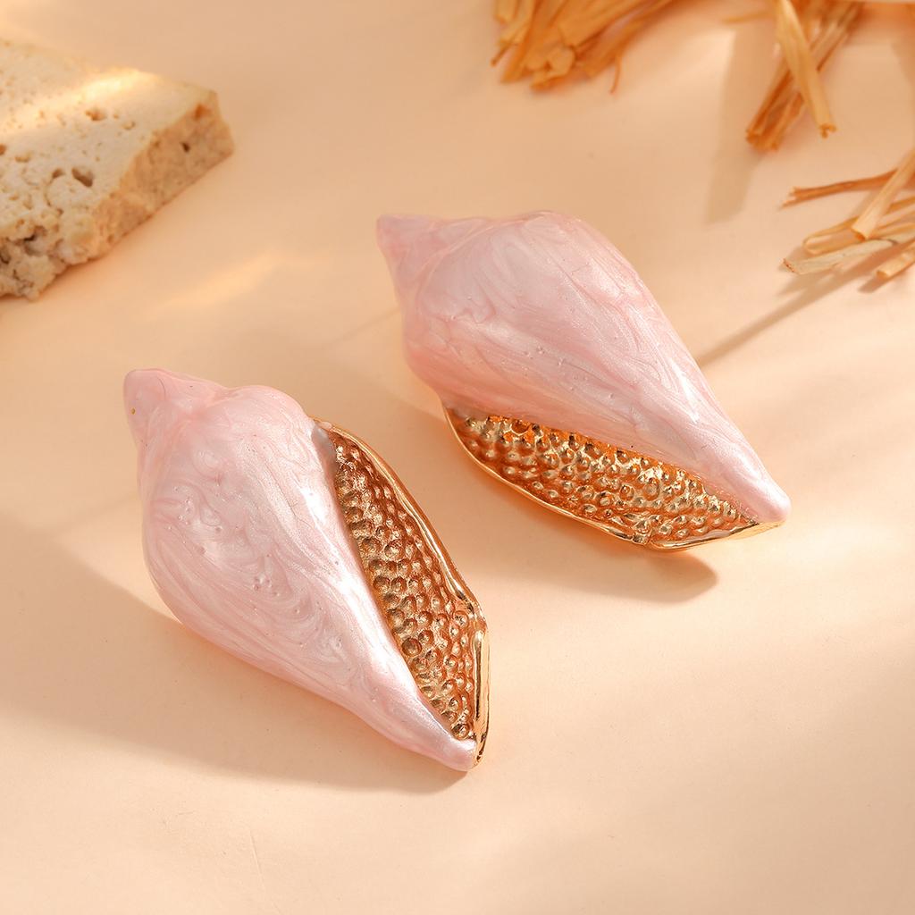 2026 Spring Collection European and American Exaggerated Ocean Vacation Style Conch Earrings Women's Fashion Earrings Bohemian