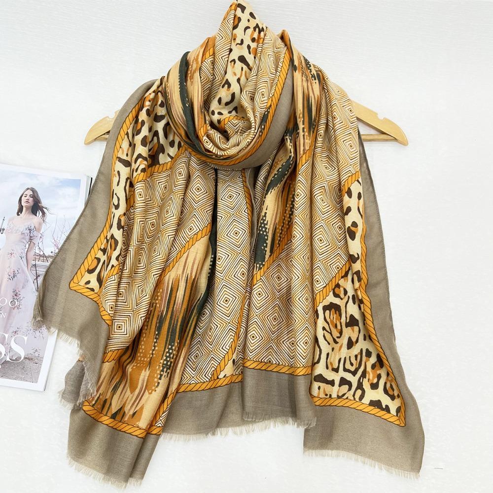 Lightweight Women Scarf Cotton Linen Fabric Silk Scarf Fashion Warm Shawl  Summer Season