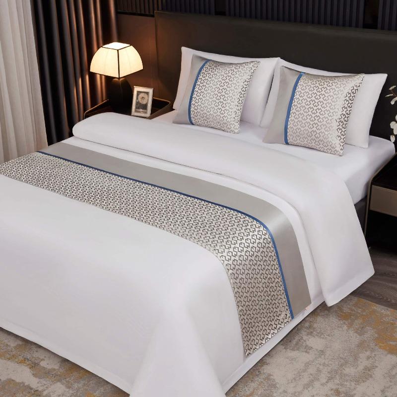 Light Luxury High-end Hotel Bed Flags Vintage Decorative Scarves Bedding Same Style Pillowcase European Style Wedding Room Home Decorat Bed Tail Towel