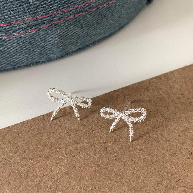 Simple Small Bow Stud Earrings For Women Cute Hypoallergenic Daily Wear Ear Piercing Jewelry Gift