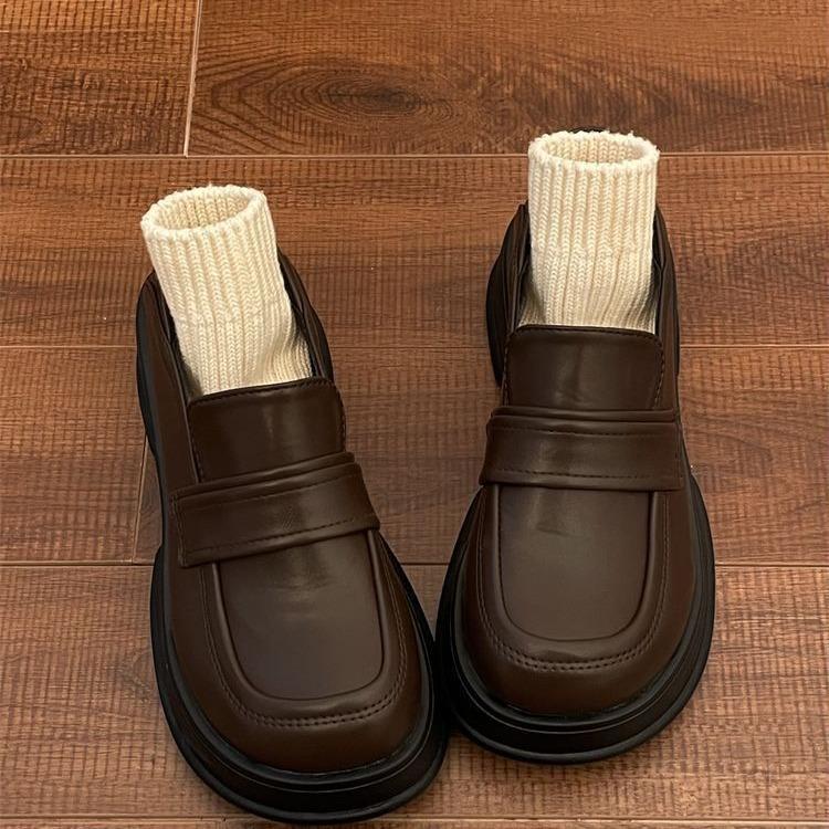 Japanese college style thick-soled basic jk small leather shoes women's 2025 new spring and autumn versatile Korean version round head single shoes