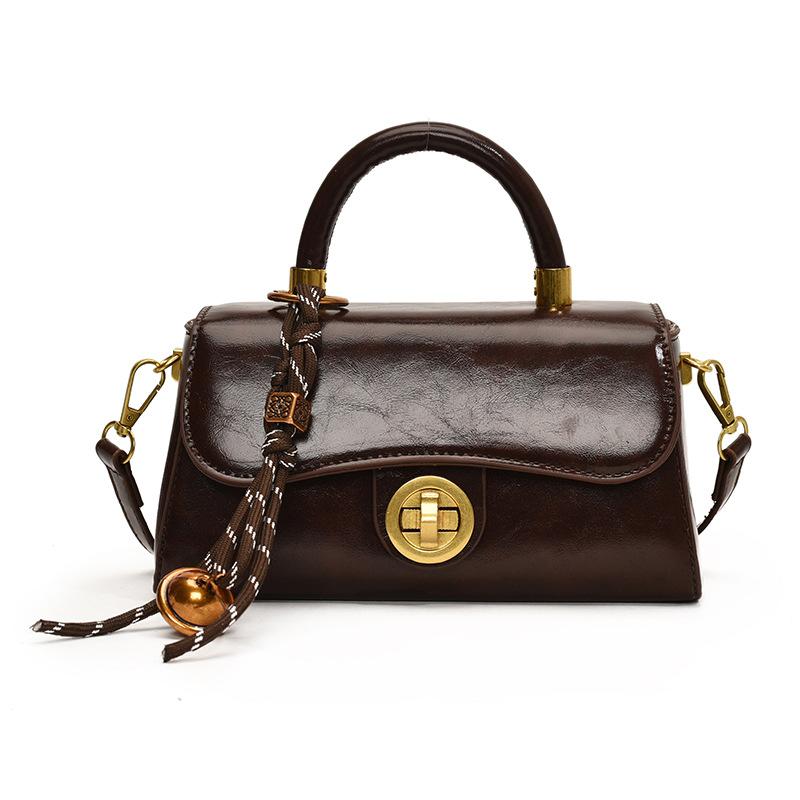 Retro High-end Hand Bag Women's Fashion Simple Casual Messenger Bag Winter New Niche Shoulder Women's Bag