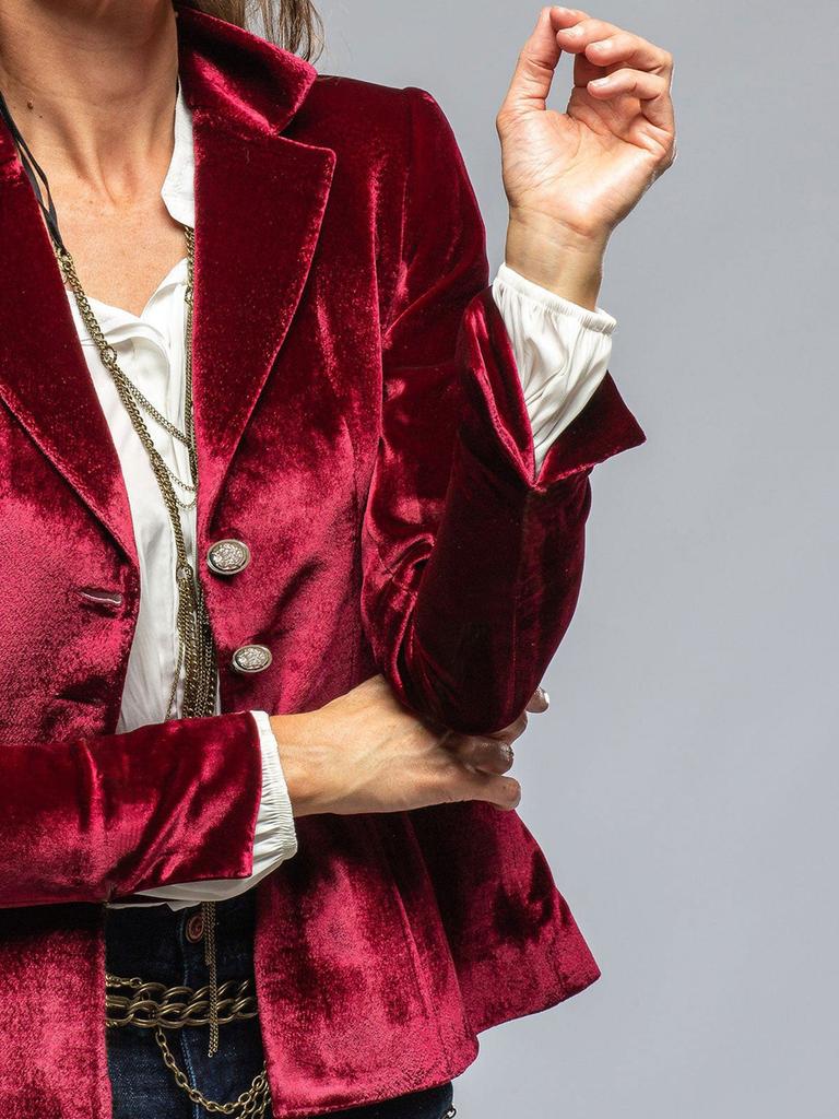 Versatile Velvet Blazer for Women, Retro Style Long Sleeve Outerwear Jacket with Pockets