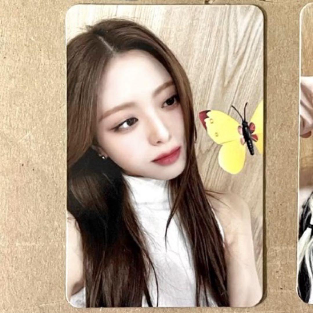 

[USED] ITZY Yuna GOLD makestar limited edition butterfly trading card