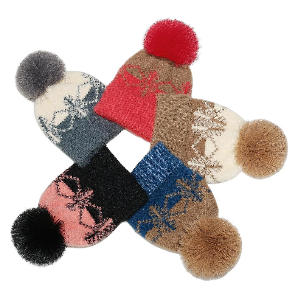 Autumn and Winter New Wool Hat Christmas Day Snowflake Pullover Hat Imitation Mink Knitted Hat Women 2025