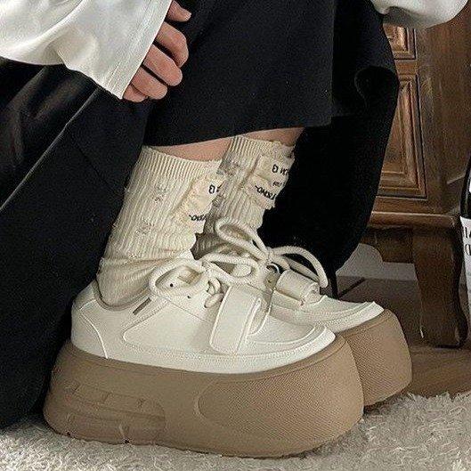 Scarpe da ginnastica con suola spessa, stile casual da accademia, per primavera ed estate, pane, testa grande