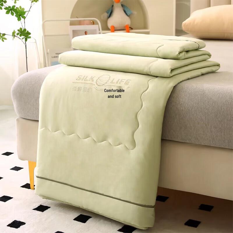 BULUNO Silkworm Protein All-Season Quilt