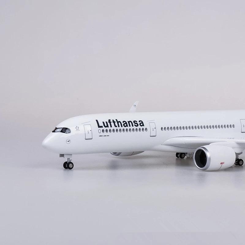 Airplane Airbus A350 Lufthansa Airline Model 1/142 Scale 47CM W LED Light & Wheel Diecast Resin Plane Decoration Ornaments