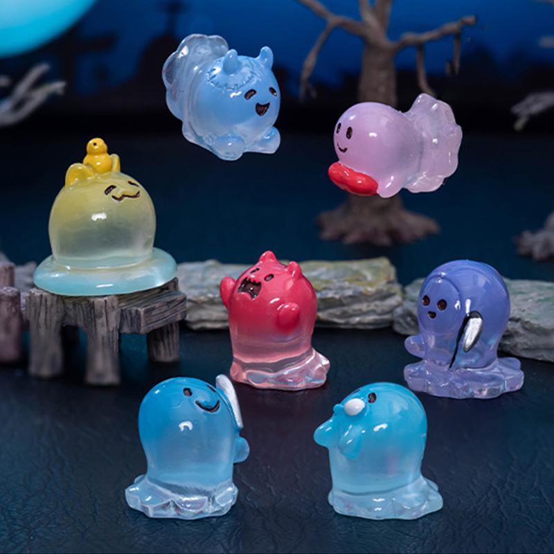 Mini Halloween Ornament Cartoon Ghost Doll Figurine Micro Landscape Home Decoration Dollhouse Model Car Interior Desktop Decor