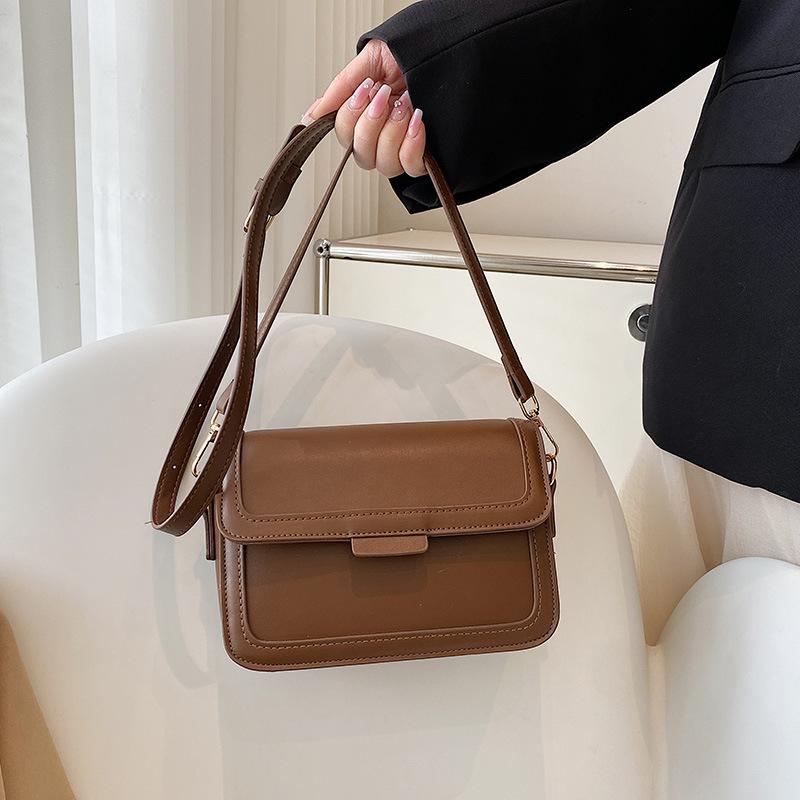 Bag Women's New Trendy Fashion Contrasting Color Single Shoulder Underarm Small Square Bag Texture Retro Oblique Span Bag