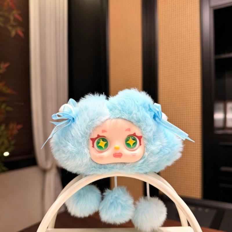 Vinyl Face Cute Cloud Plush Doll Keychain Pendant Fashion Backpack Decor for Teen Girls Boys Graduation Small Gift