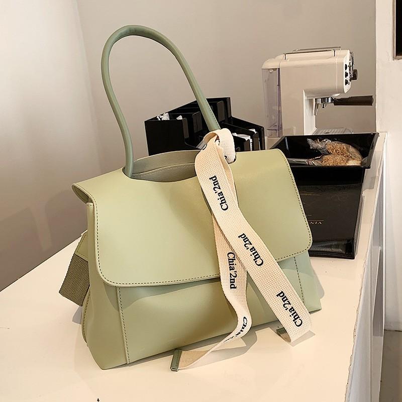 Niche Design Popular Bag 2025 New Fashion Korean Simple Underarm Large Capacity Portable Shoulder