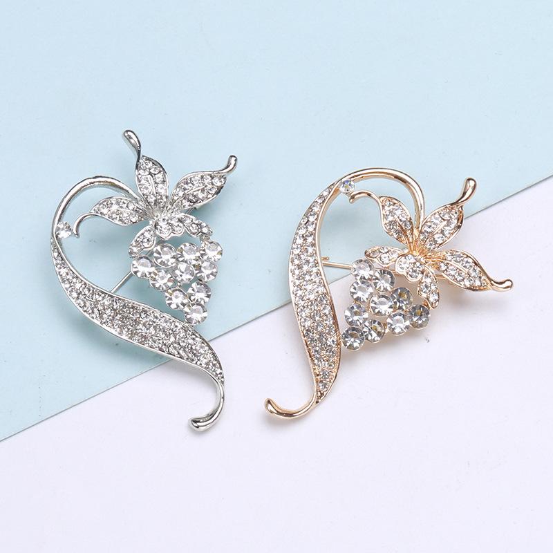 Modische Brosche mit Strasssteinen und Weinreben-Design, schlichte Anstecknadel für Kleidungsaccessoires