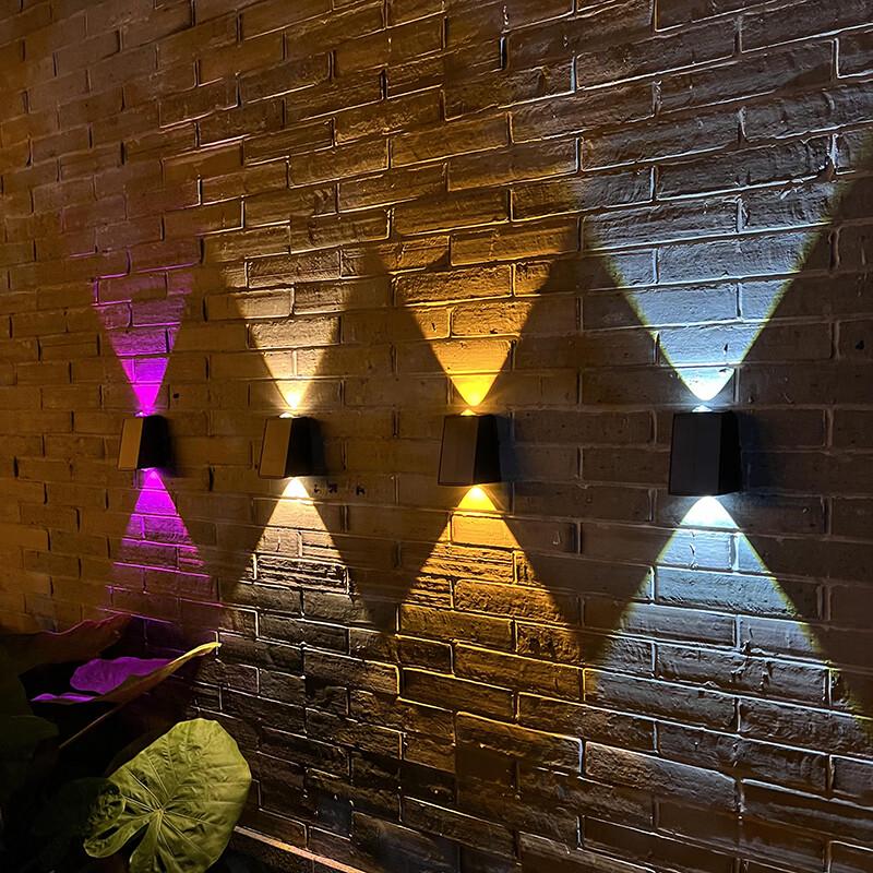 Solar 2-LED Trapezoidal Outdoor Wall Washer Light