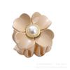 A Large, Stylish Hairpin for The Back of The Head with An Egg Flower and Pearl Hairpin