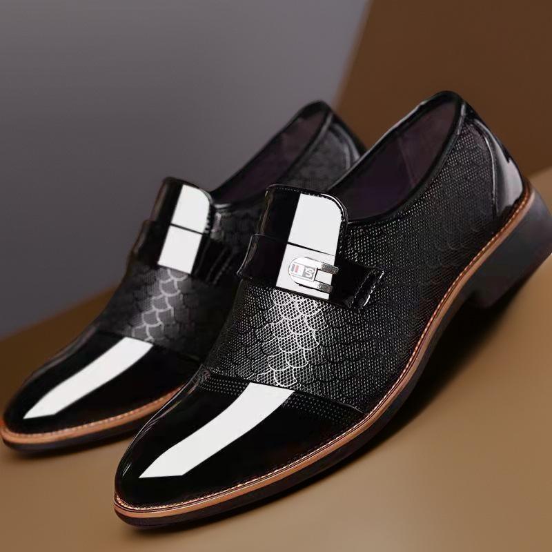 Klassische Herrenschuhe Business-Kleiderschuhe Büro Rutschfeste Lederschuhe Slipper Hochzeit Formal Oxfords PU-Leder Arbeitsschuhe Loafer