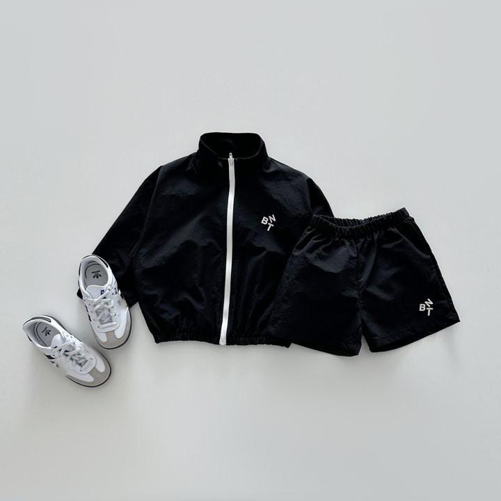 

Детский летний тонкий костюм для отдыха для маленьких детей, куртка с надписью + шорты, комплект из двух предметов 80 чёрный