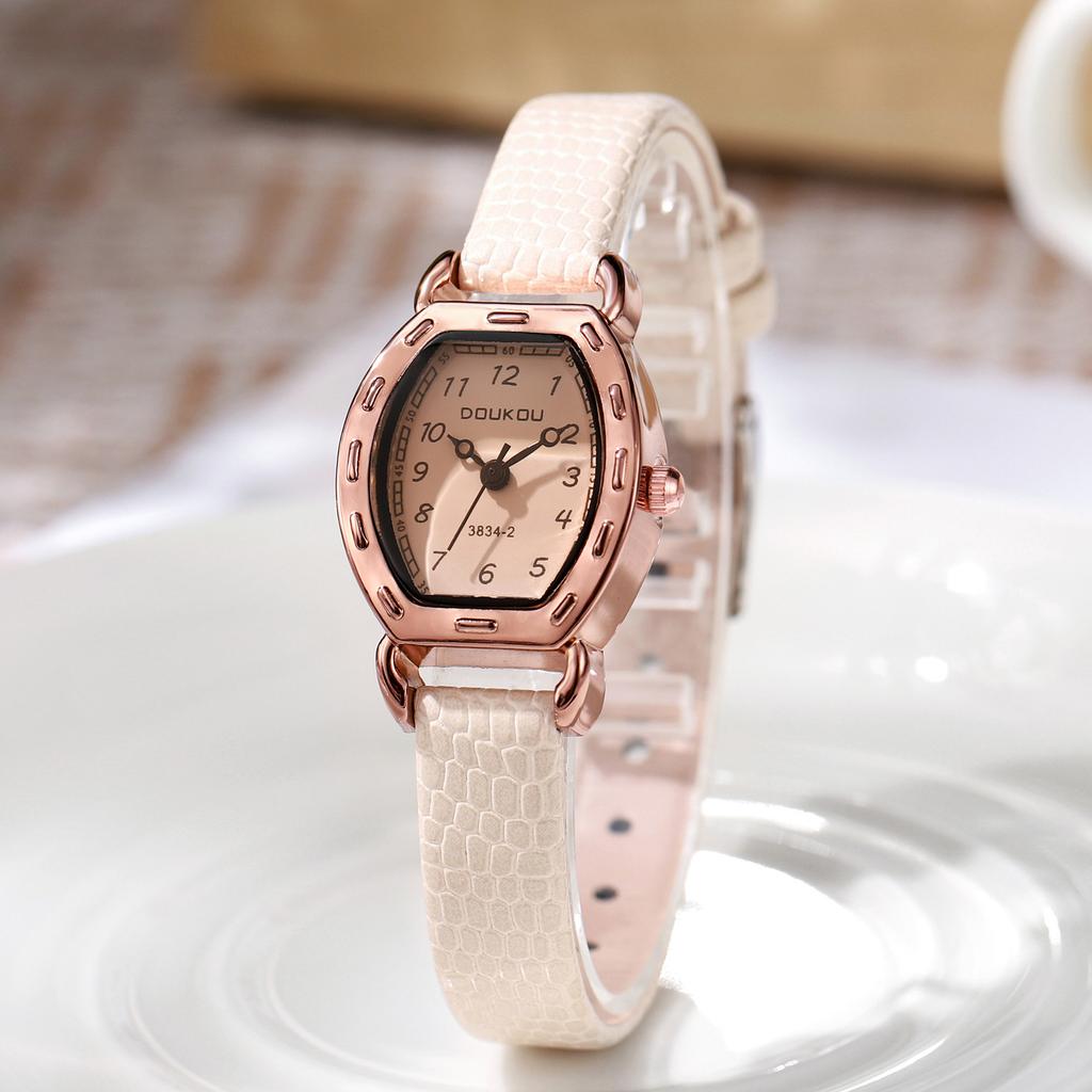 Female Leather Band Watch Simple Wine Bucket Square Women's Watch Quartz Wristwatch