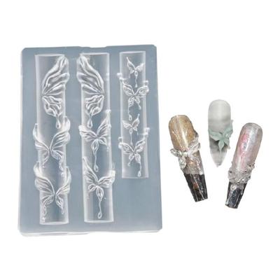 Nail art – Stencil e stampini per unghie