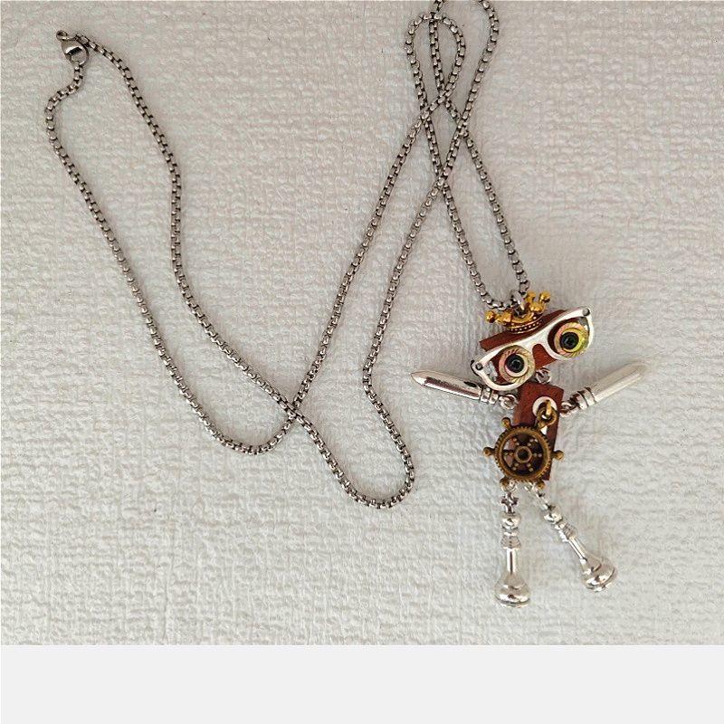 Handmade creative steampunk robot wooden finished necklace DIY keychain trendy play pendant clothing chain pendant