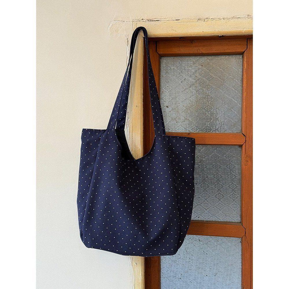 

Tote Bag - Large Capacity, Casual and Simple Single Shoulder Bag, Retro Commuter and Shopping Bag темно-синього кольору