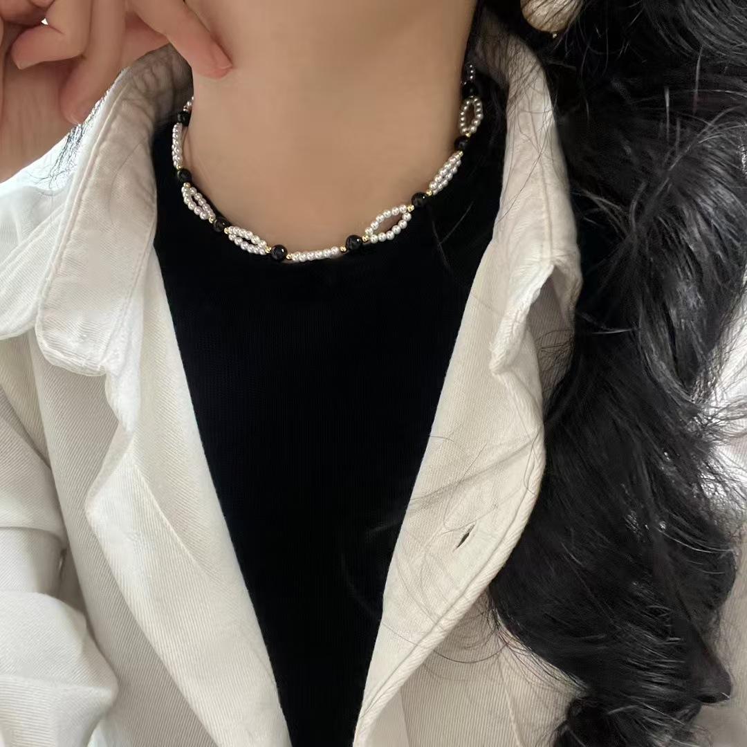 

Natural Black Agate Artificial Crystal Pearl Woven Necklace Clavicle Chain Sweater Chain