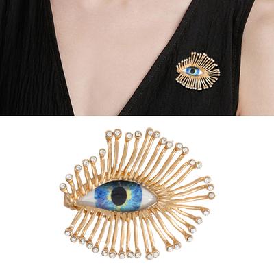 Gothic Eye Shaped Lapel Pin With Exaggerated Eyelash Details And Rhinestones Accent Jewelry Accessory For Outfits