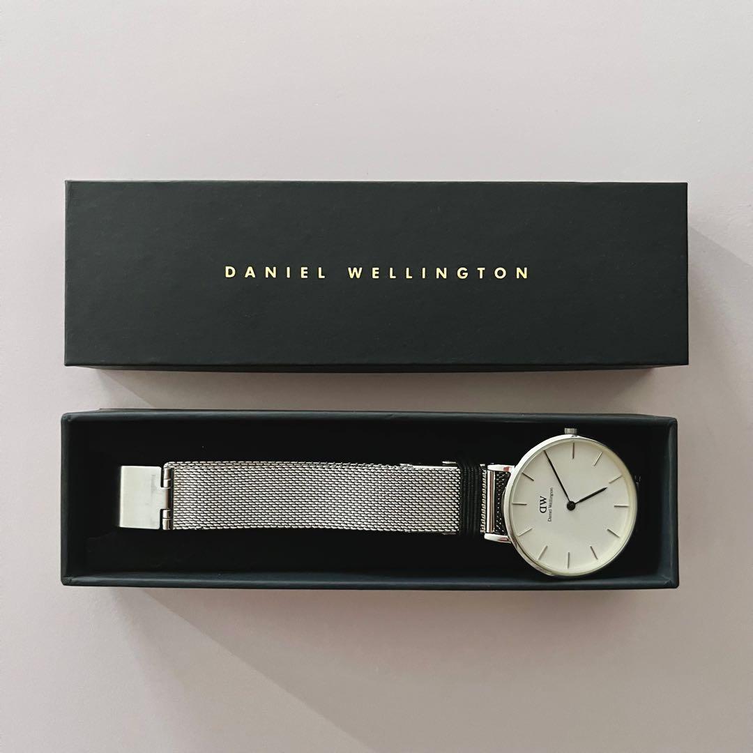 Used [Working Item] Daniel Wellington Silver Mesh Watch