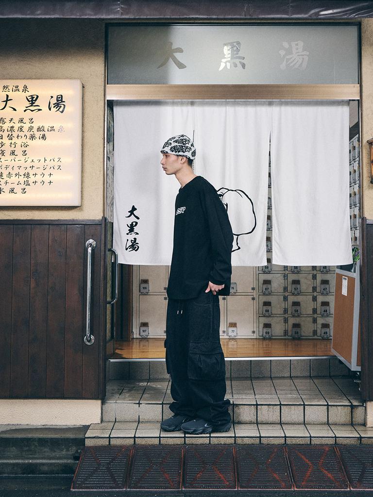 Bieseulaebis Cargo Loose Fit Denim Pants Black