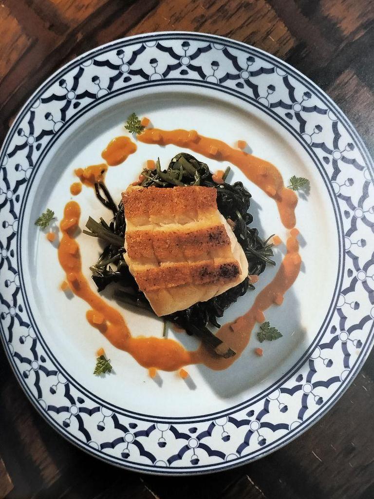 [USED] Final Price Reduction Thai Oriental Hotel Cookbook English Edition