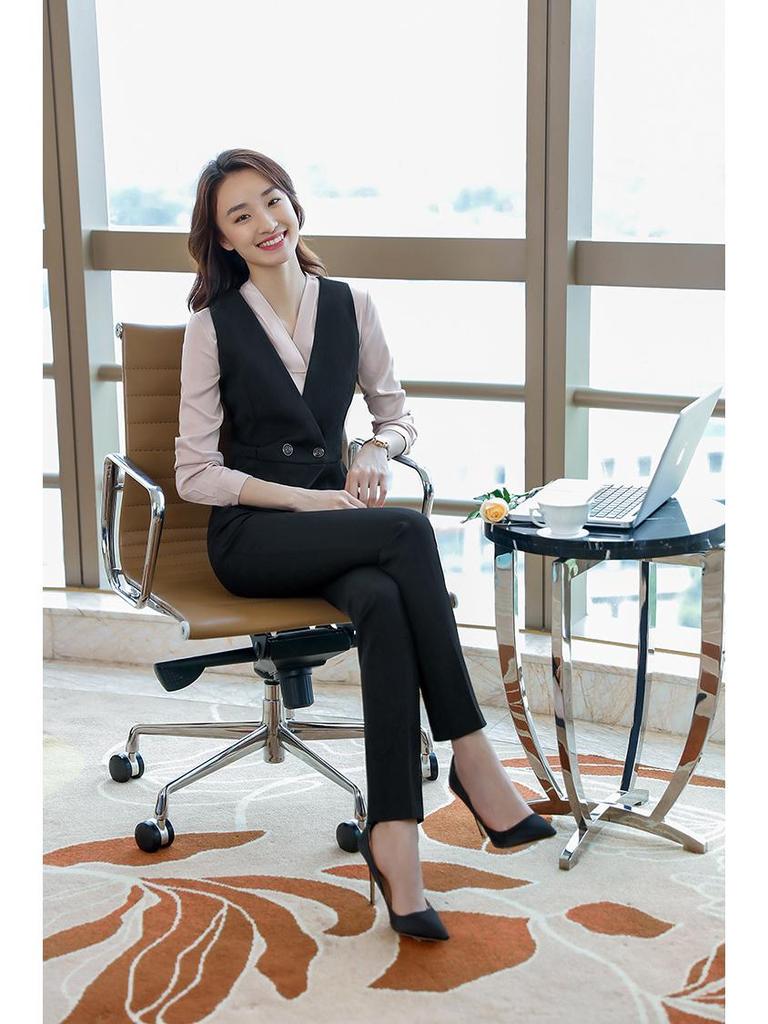 High-End Autumn/Winter Professional Vest Suit for Hotel & Catering Staff