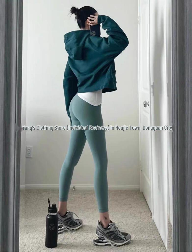 ALO Women's Yoga Pants: Lightweight Bare-Feel Cropped High-Waist Butt-Lifting Fitness Tights.