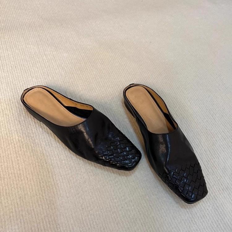 Sheepskin Version~ Retro Literature and Art Ins Fashion Weaving Lazy Person One Pedal Casual Sandals Outside Wearing Bag Head Half Slippers Women