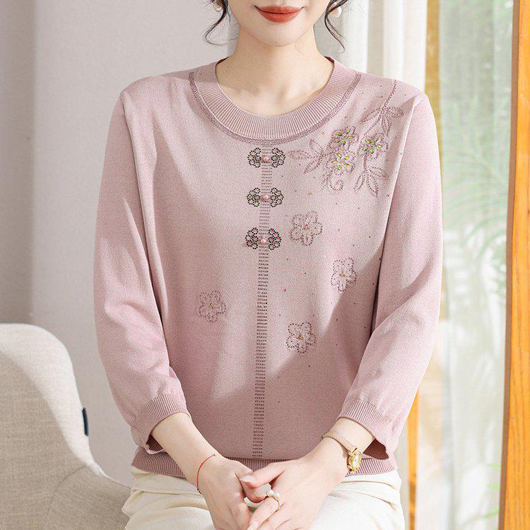 Chic Plus Size Round Neck Sweater for Middle-Aged Women - Comfortable 3/4 Sleeve Knitwear