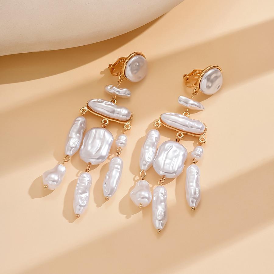 New Arrival Irregular Simulate Baroque Pearl Clip on Earrings for Women Mom Hyperbole Non Pierced Dangle Earrings Jewelry Gifts