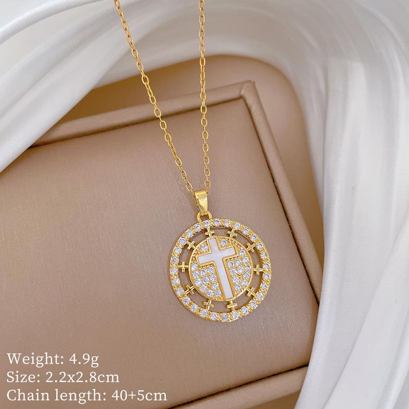 Copper Micro-Inlaid Love Fashion Light Luxury Temperament Gorgeous Full Diamond Necklace Female Versatile Collarbone Chain Titanium Steel