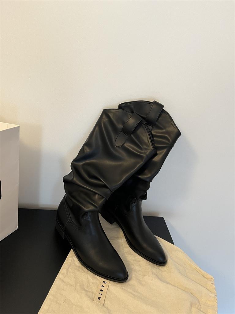 2025 autumn and winter new round head thick heel niche fashion boots Korean version temperament boots but knee