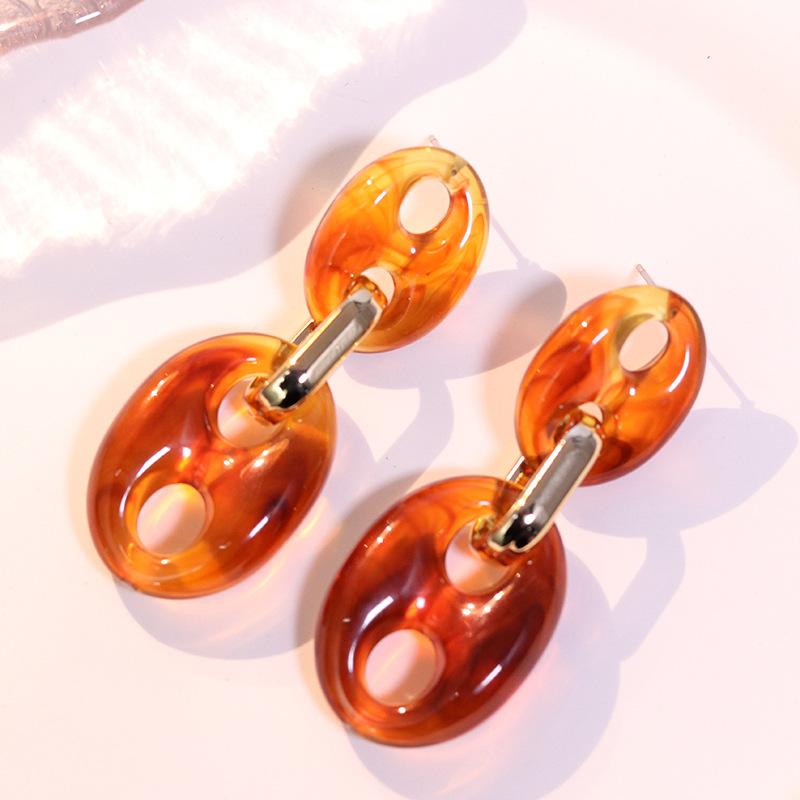 JMXD Retro Pig Nose Acrylic Earrings for Women, Y2K Animal Ear Studs, Minimalist Drop Dangle Earrings, Lightweight Winter Gift Idea