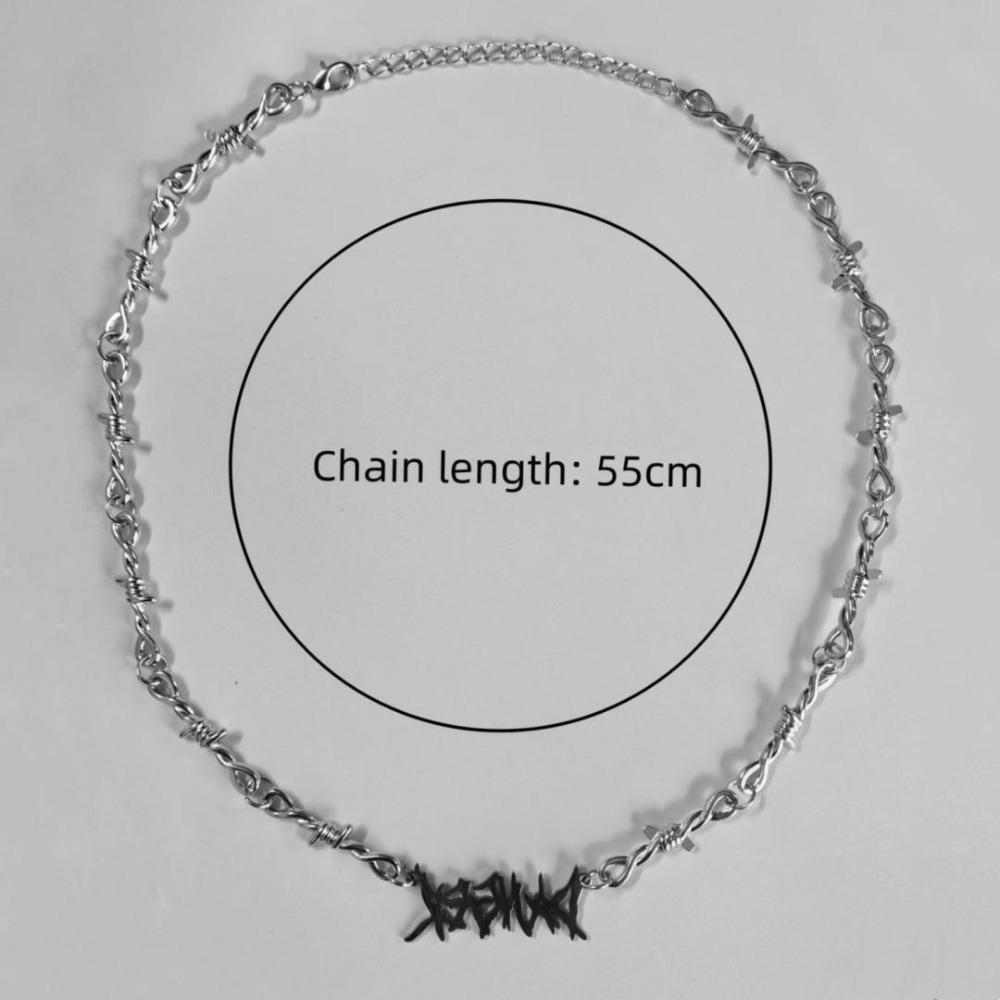 

Personality Hip-hop Style Hollowed-out Black Butterfly Pendant Necklaces for Woman Men Thorny Collarbone Chain Hot Girl Jewelry