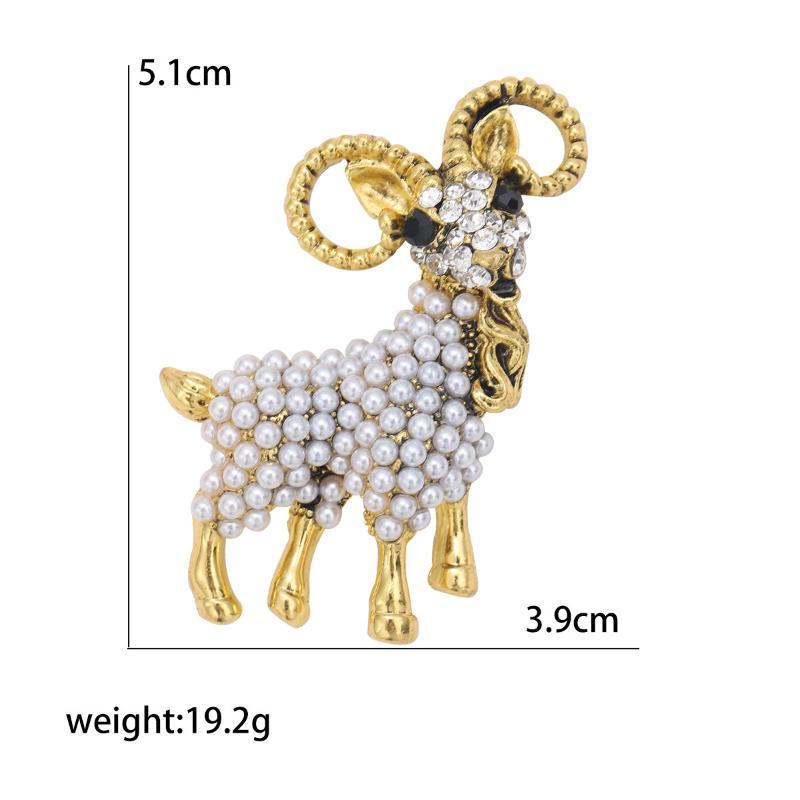 Cute Pearl Goat Animal Brooch 1Pcs Retro Style Lapel Pin for Women Sweater Accessory Perfect Party Gift for Friends