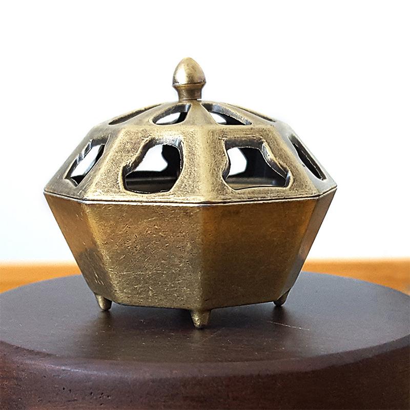 New New Alloy Incense Burner Hollow Out Four Legged Stick Holder Mini Sandalwood Censer Home Decoration
