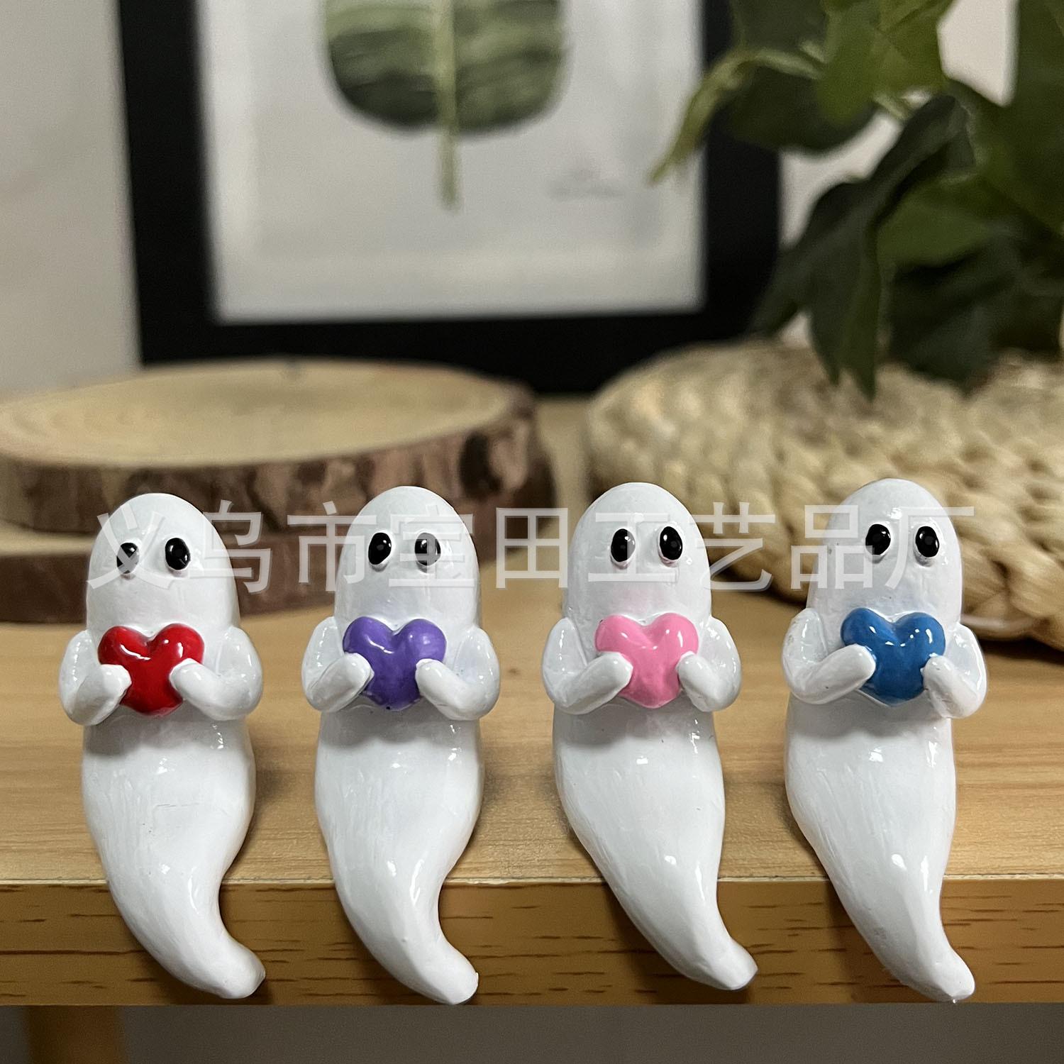 

The new cute and loving little ghost set is suitable for holiday atmosphere decoration and home desktop decoration.