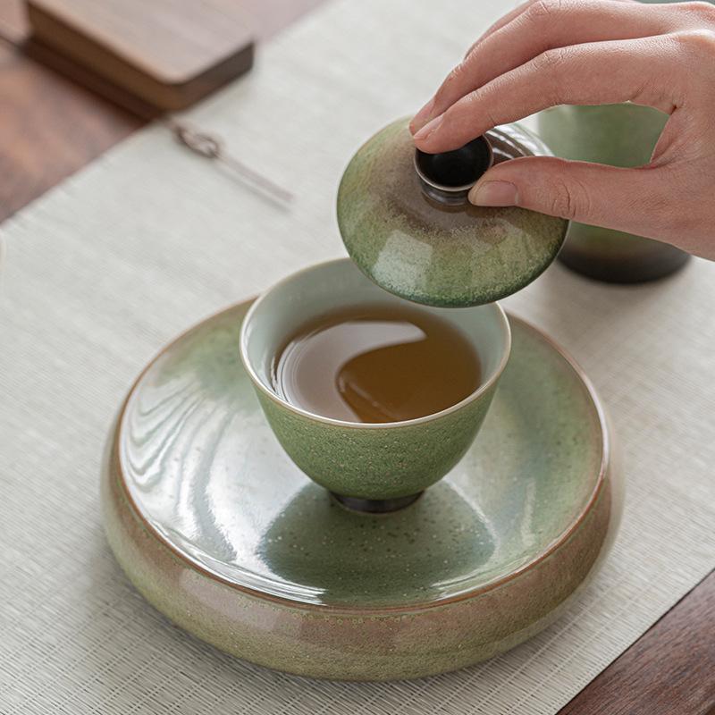 Ofen wird smaragdgrün, geschlossene Schale Chinesische Keramik Einzelstück mit Deckel Sancai großer Teekocher Teetasse Haushalt Kung Fu Teeschale